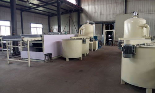 山東寧津碩豐模具箱水泥勻質板設備廠家生產基地水泥基設備