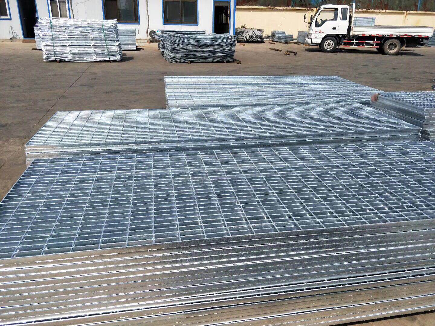 鍍鋅格柵板｜西安鍍鋅格柵板廠家直銷｜西安鍍鋅格柵板批發(fā)價格｜西安鍍鋅格柵板現(xiàn)貨