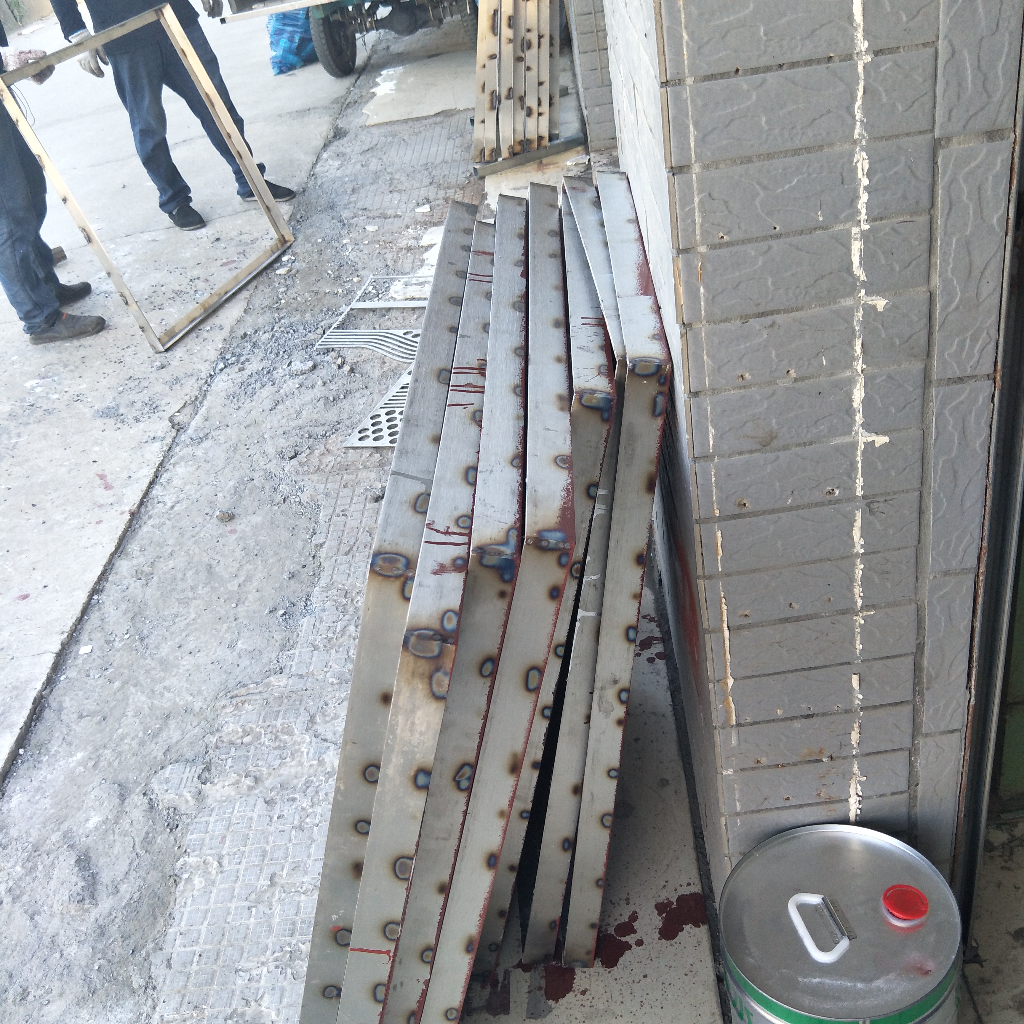 不銹鋼鋪裝井蓋?24小時(shí)咨詢