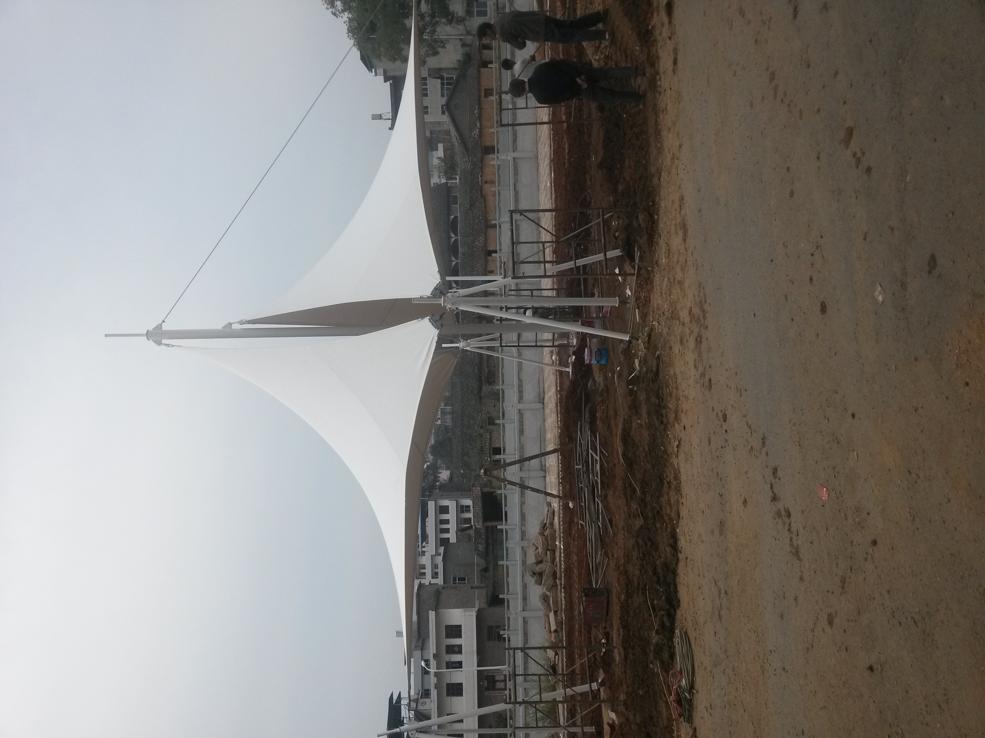 膜結(jié)構(gòu)充電樁車棚 膜結(jié)構(gòu)充電樁車棚； 膜結(jié)構(gòu)充電樁車棚。 膜結(jié)構(gòu)廣場景觀蓬