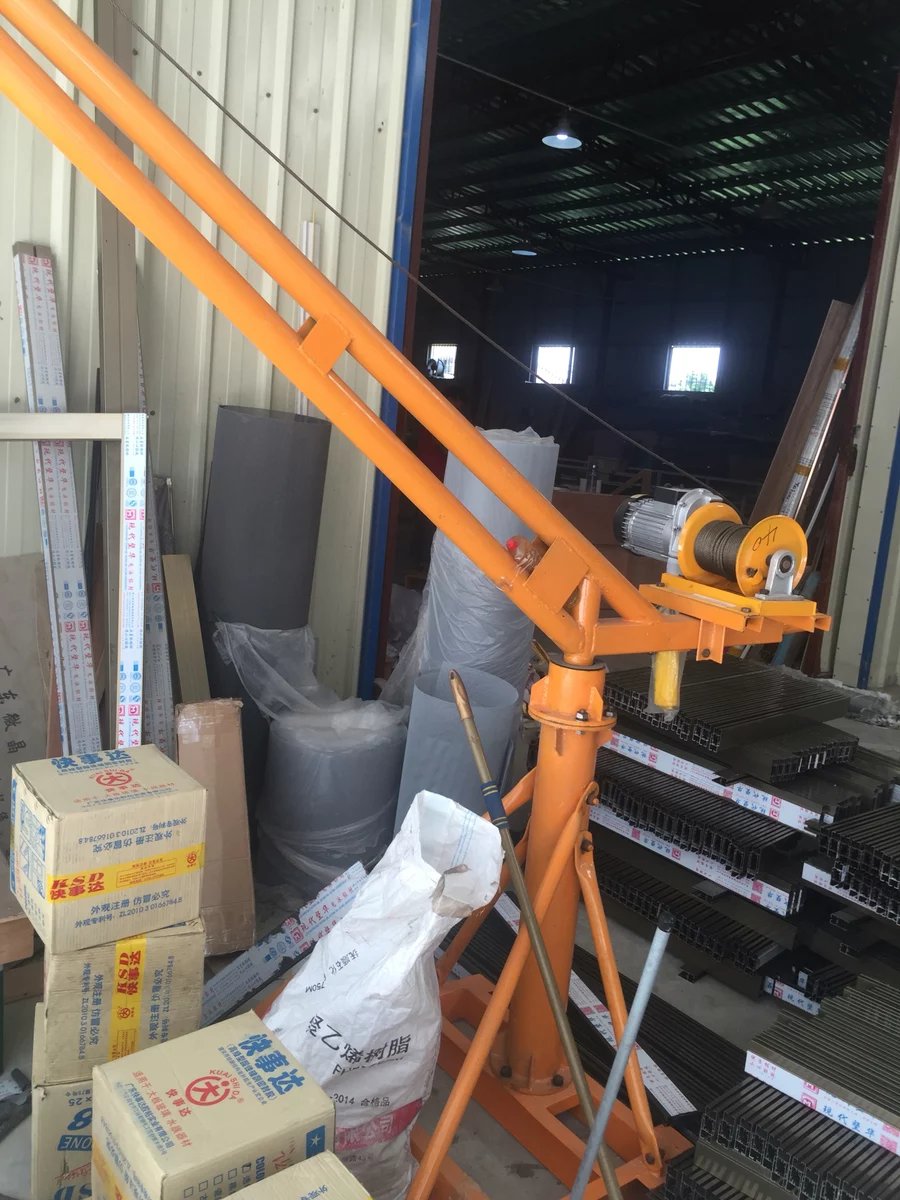 室外吊機(jī)，小吊機(jī)廠家直銷，獵雕吊運(yùn)機(jī)