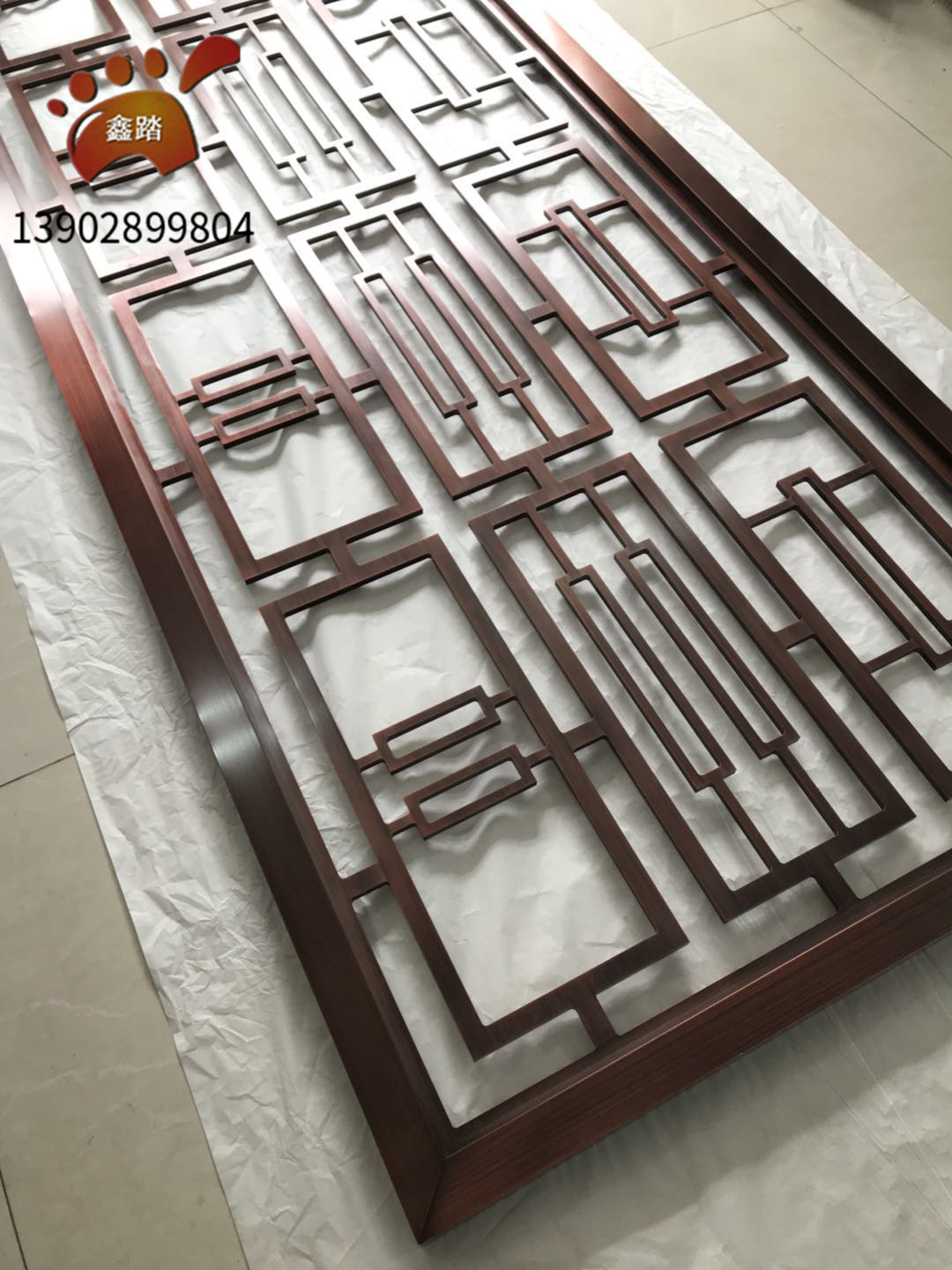 紅古銅不銹鋼屏風(fēng) 屏風(fēng)中的*既美觀又大方