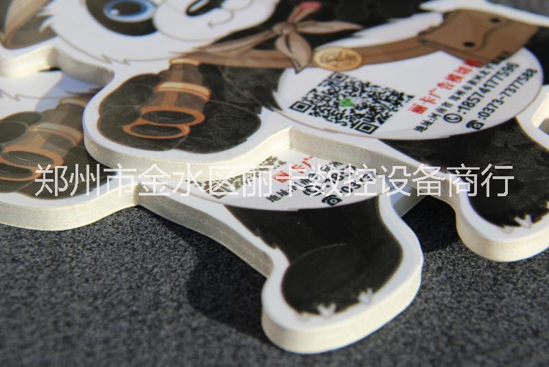 河南麗卡巡邊雕刻機(jī)PVC 亞克力巡邊雕刻機(jī) 高精度迷你字 多功能木工雕刻機(jī)