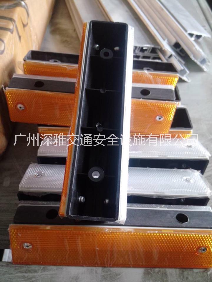 反光矩形長方形輪廓標(biāo) 輪廓標(biāo)長方形單面反光路標(biāo)矩形輪廓標(biāo)