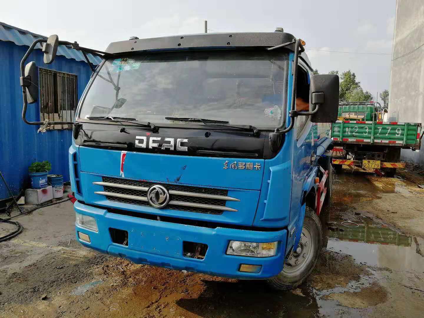 廠家直銷出售二手8噸灑水車價(jià)格