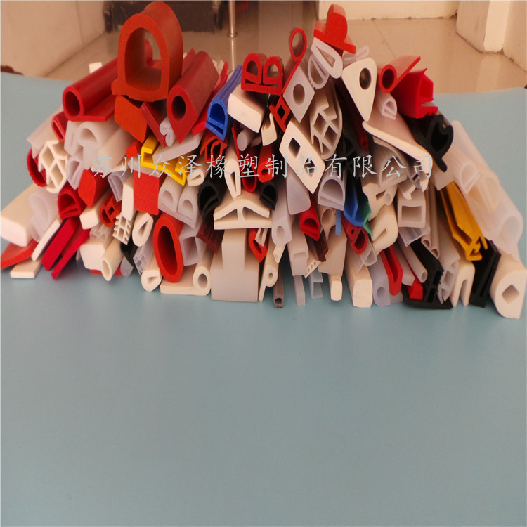 各種顏色硅膠密封條 各種形狀硅膠