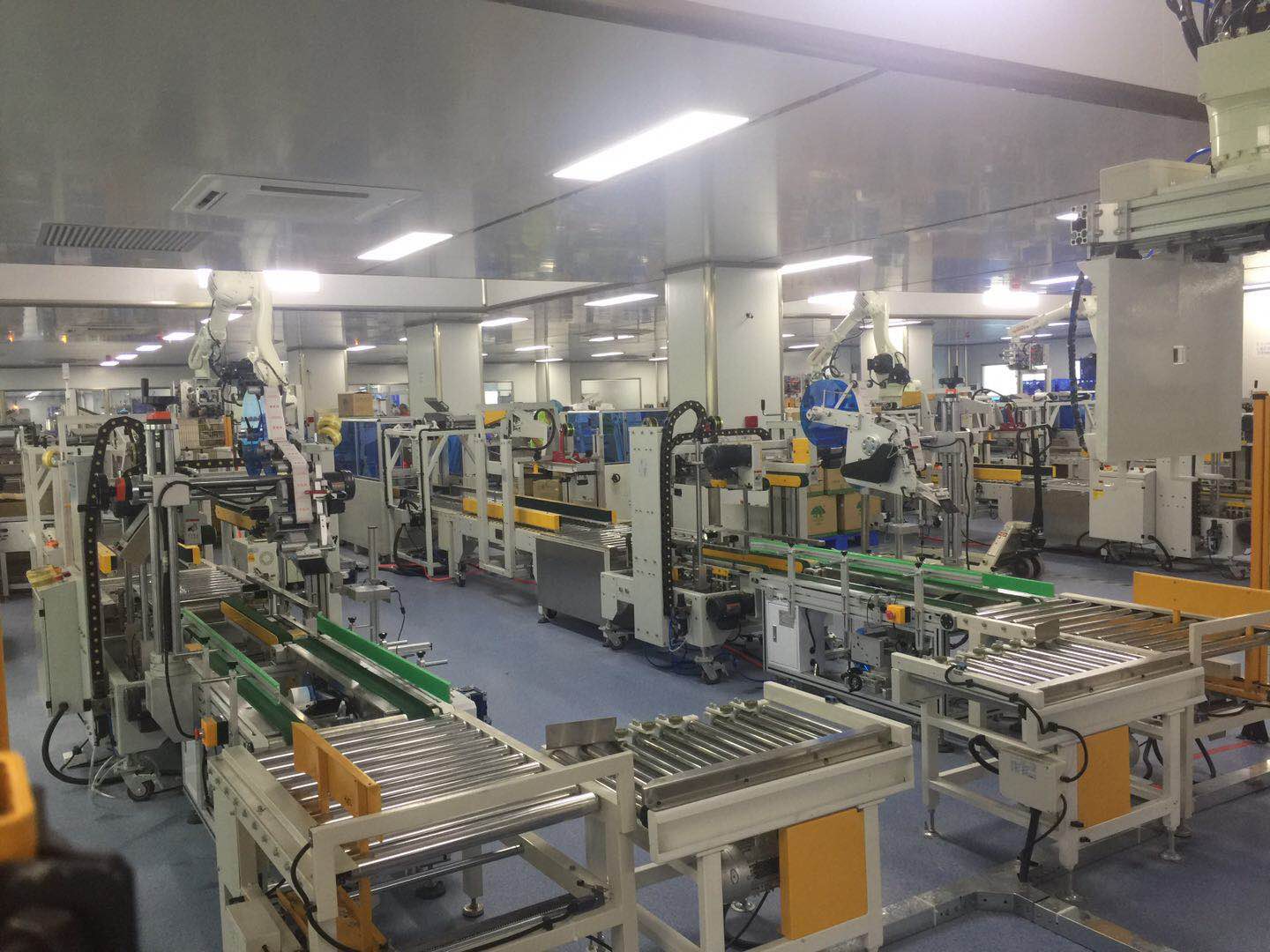 食品碼垛機器人、廣東自動化碼垛機器人設(shè)備