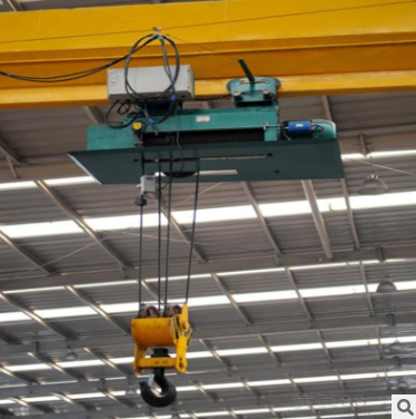 單梁行吊起重機  廠家單梁行吊起重機批發(fā) 廠家單梁行吊起重機供應(yīng) 廠家單梁行吊起重機直銷