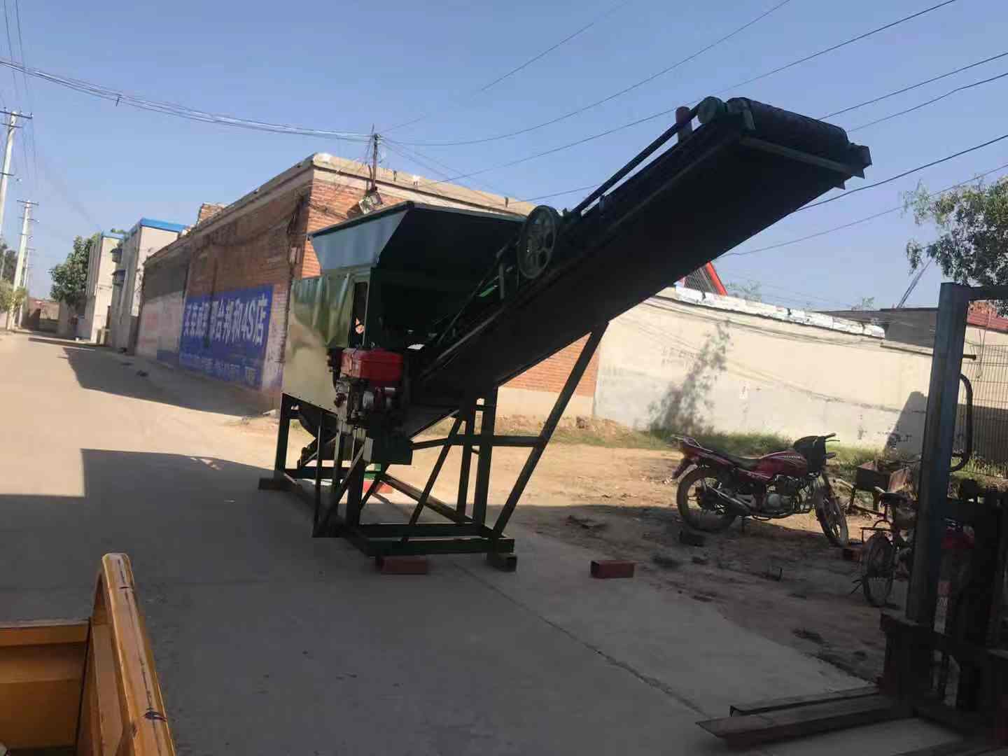 可折疊式篩沙機加工定制 可折疊式篩沙機價格 沙場*篩沙機