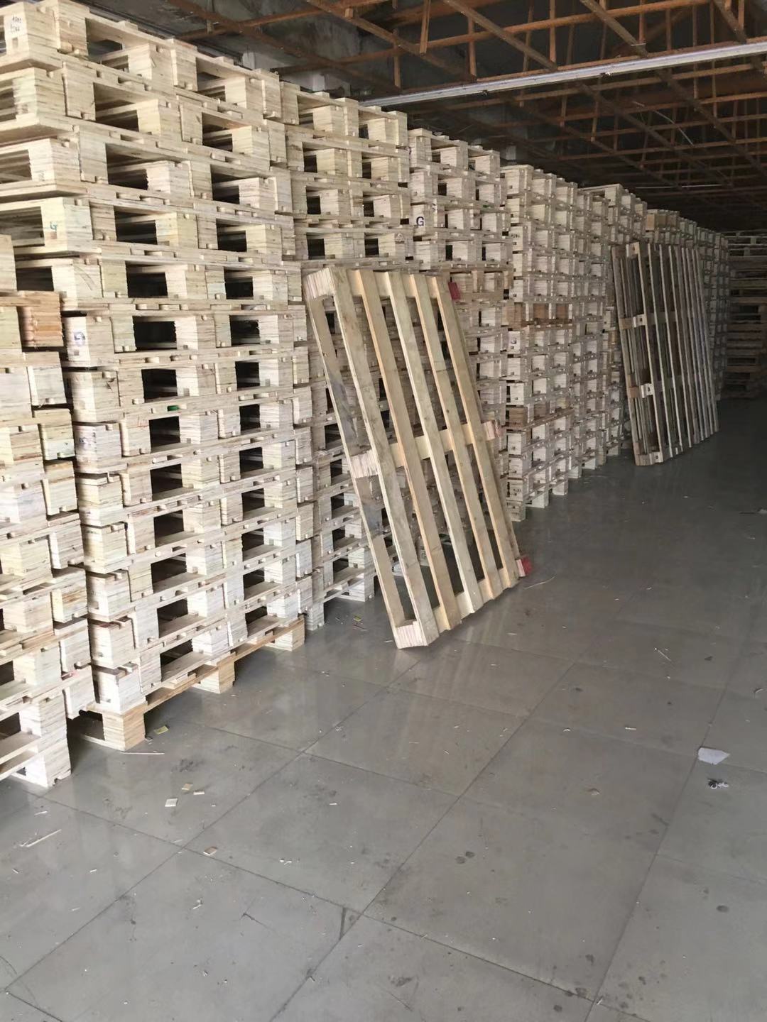 供應(yīng)江陰二手木托盤回收木托盤收購