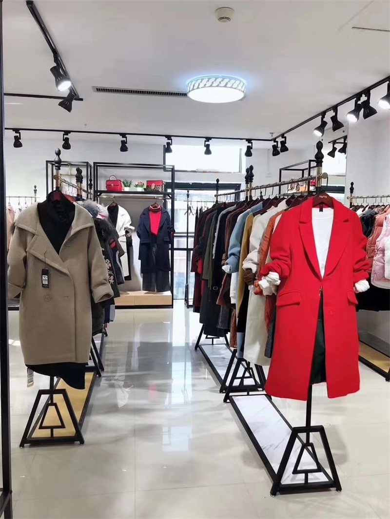 芝麻e柜是騙局/云南服裝店加盟/免費(fèi)鋪貨0庫(kù)存開(kāi)店