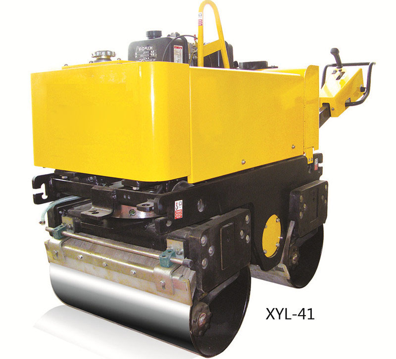 濟寧小型壓路機廠家，框架式混凝土整平機CZP-70