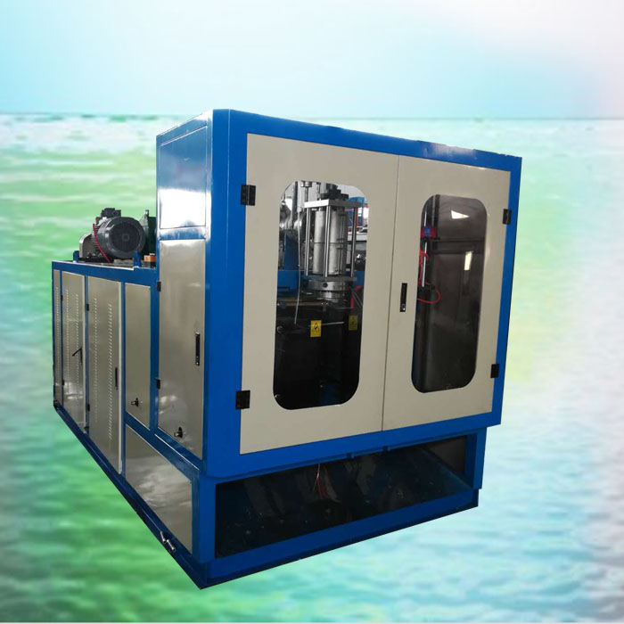 80機(jī)10升尿素桶吹塑機(jī)