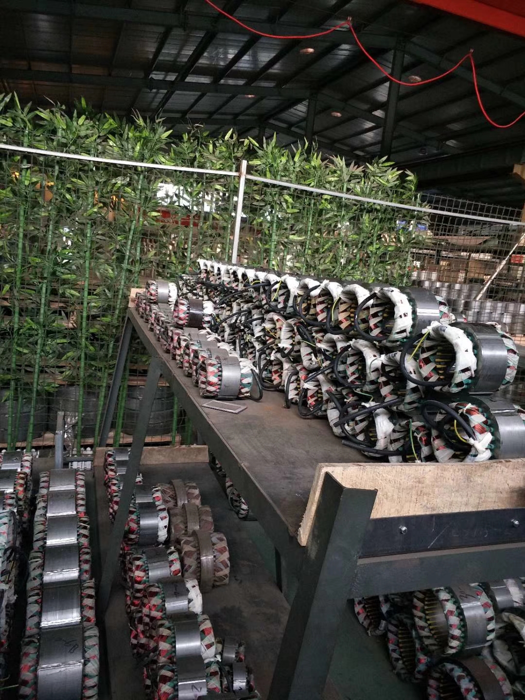 振動(dòng)電機(jī)