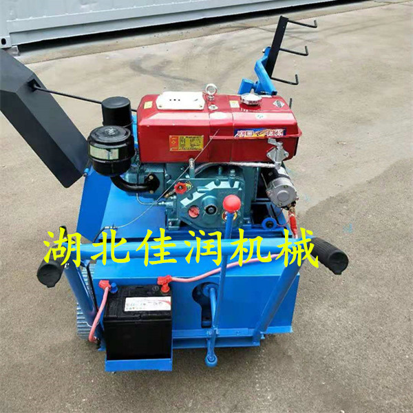 佳潤機(jī)械自走拌料機(jī)食用菌拌料機(jī)木屑棉籽殼攪拌機(jī)8匹機(jī) 食用菌自走式拌料機(jī)