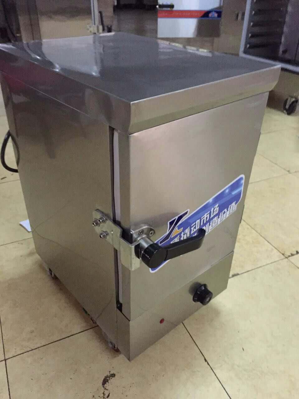 商用蒸飯柜 220v價(jià)格實(shí)惠歡迎咨詢