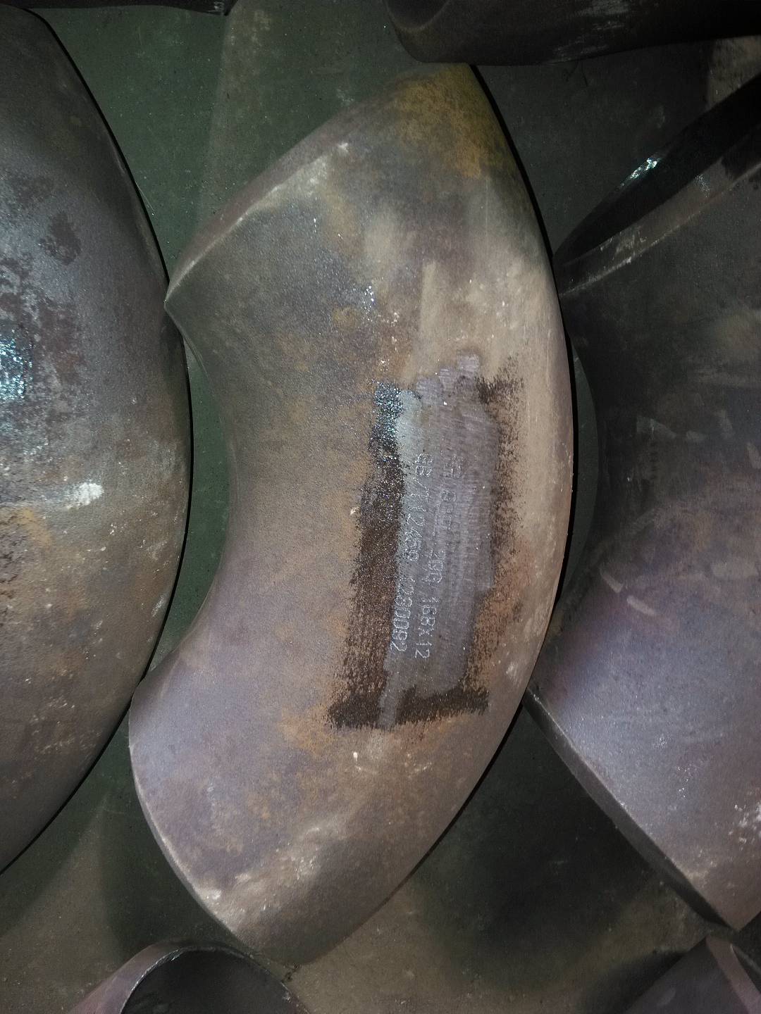 45度耐磨合金彎頭