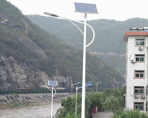 陜西太陽(yáng)能路燈廠家|LED太陽(yáng)能路燈廠家