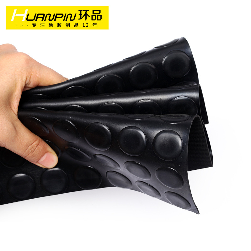 高圓點(diǎn)膠板圓扣防滑橡膠板天橋機(jī)場車站防滑耐磨圓點(diǎn)地墊廠家定制