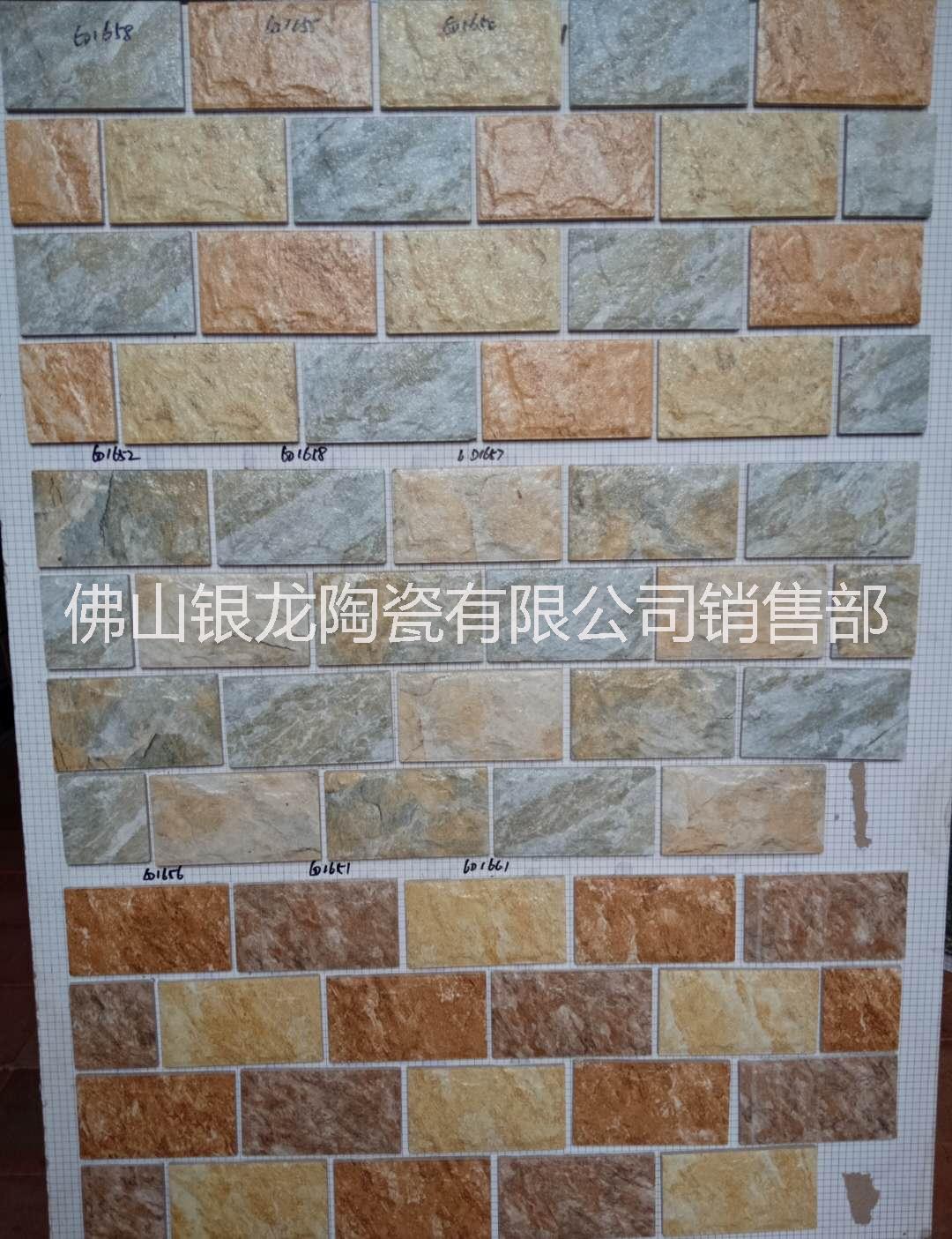 米黃色通體外墻磚別墅外墻瓷磚批發(fā)