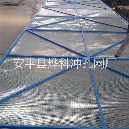 安平燁科米字型爬架網(wǎng)-保障安全-質(zhì)優(yōu)價(jià)廉