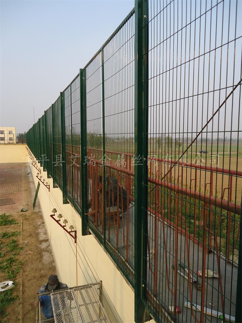 監(jiān)獄鋼網(wǎng)墻 監(jiān)獄鋼網(wǎng)墻廠家 巡邏道鋼網(wǎng)墻價(jià)格
