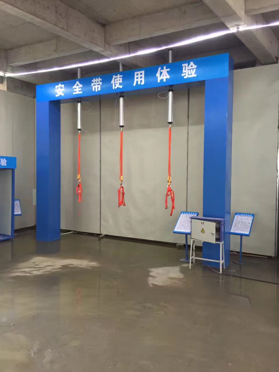 廣東安全帽撞擊體驗(yàn)服務(wù)公司價(jià)格咨詢電話 腳手架體驗(yàn)咨詢中心