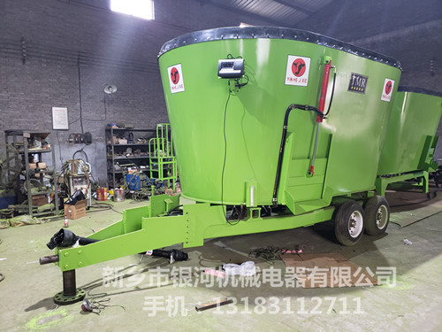 銀河牽引式12立方TMR飼料攪拌機