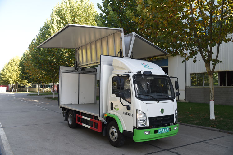 河南7噸城配中轉(zhuǎn)電動貨車    河南翼開啟式7噸城配中轉(zhuǎn)電動貨車