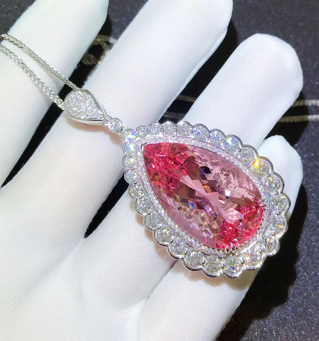 超豪華粉色摩根石吊墜  粉色摩根石吊墜報價  粉色摩根石吊墜訂制