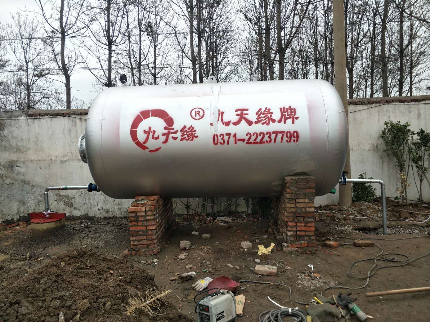 臥式無塔供水設(shè)備