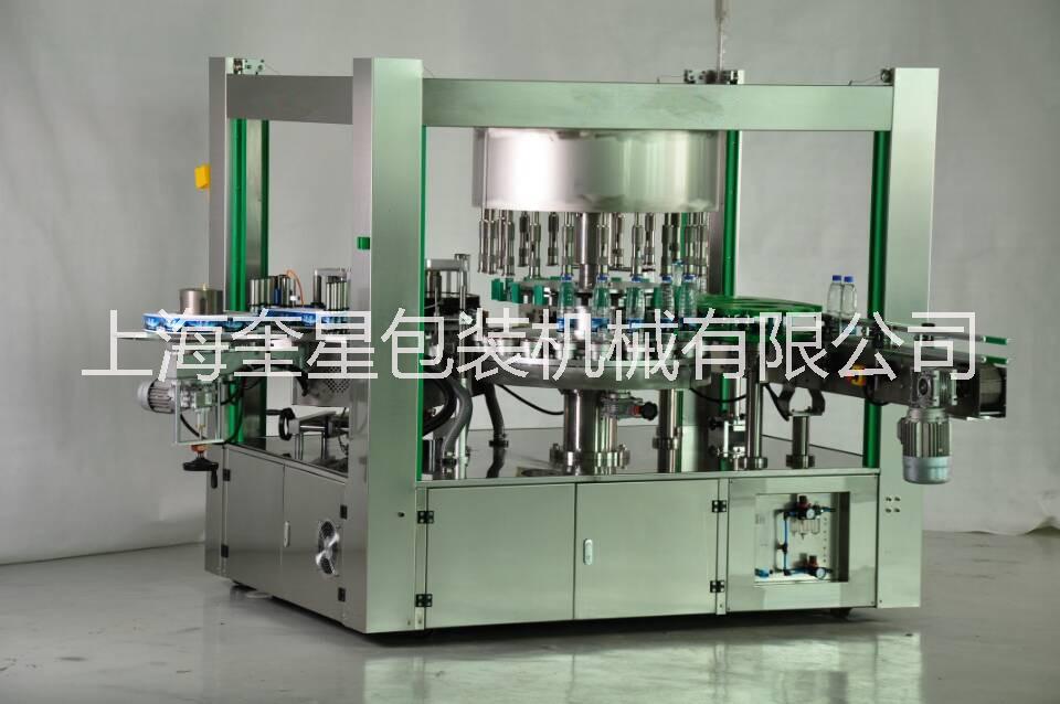 礦泉水塑料圓瓶熱熔膠貼標(biāo)機(jī)