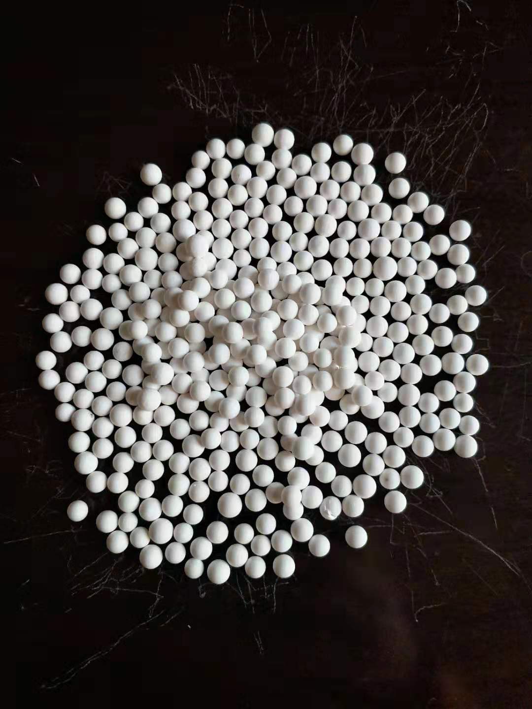盛威15-30mm高鋁耐磨球 盛威供應(yīng)15-30mm高鋁耐磨球