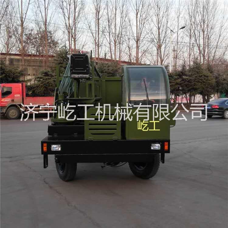 專業(yè)生產(chǎn)農(nóng)用隨車挖多功能四不像隨車挖自卸四不像輪式隨車挖