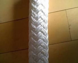 廠家供應(yīng)各規(guī)格船用三股聚乙烯纜繩