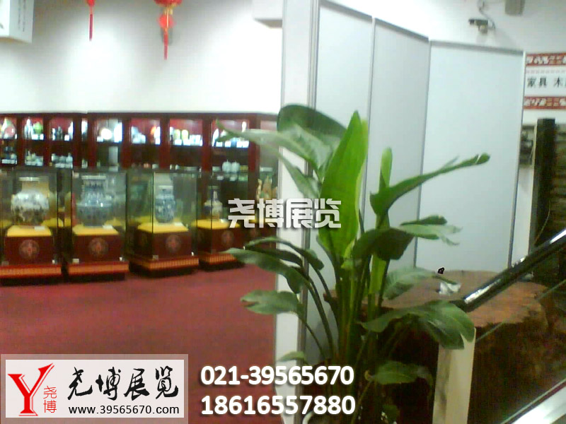 供應(yīng)上海海報(bào)展板、上海書(shū)畫(huà)展板、上海屏風(fēng)隔板出租免費(fèi)搭建