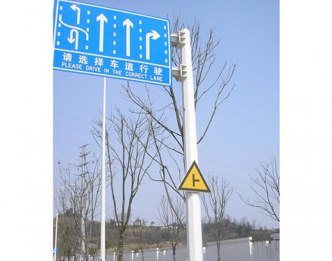道路標(biāo)志桿公司  單柱標(biāo)志桿價(jià)格  單柱標(biāo)志桿