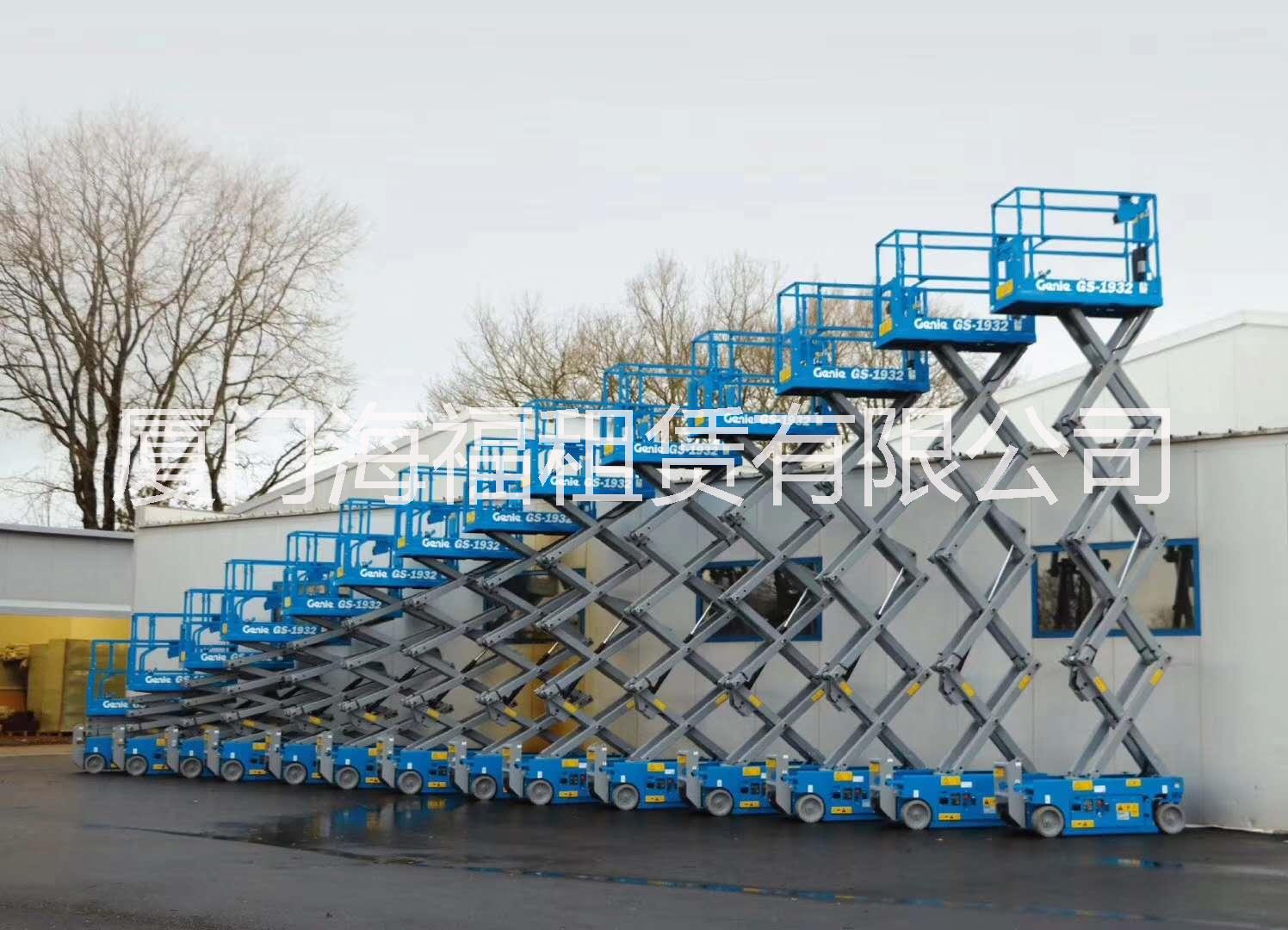 直臂車租賃，曲臂車租賃 撫州哪里有出租吉尼直臂車40米工作平臺高度的