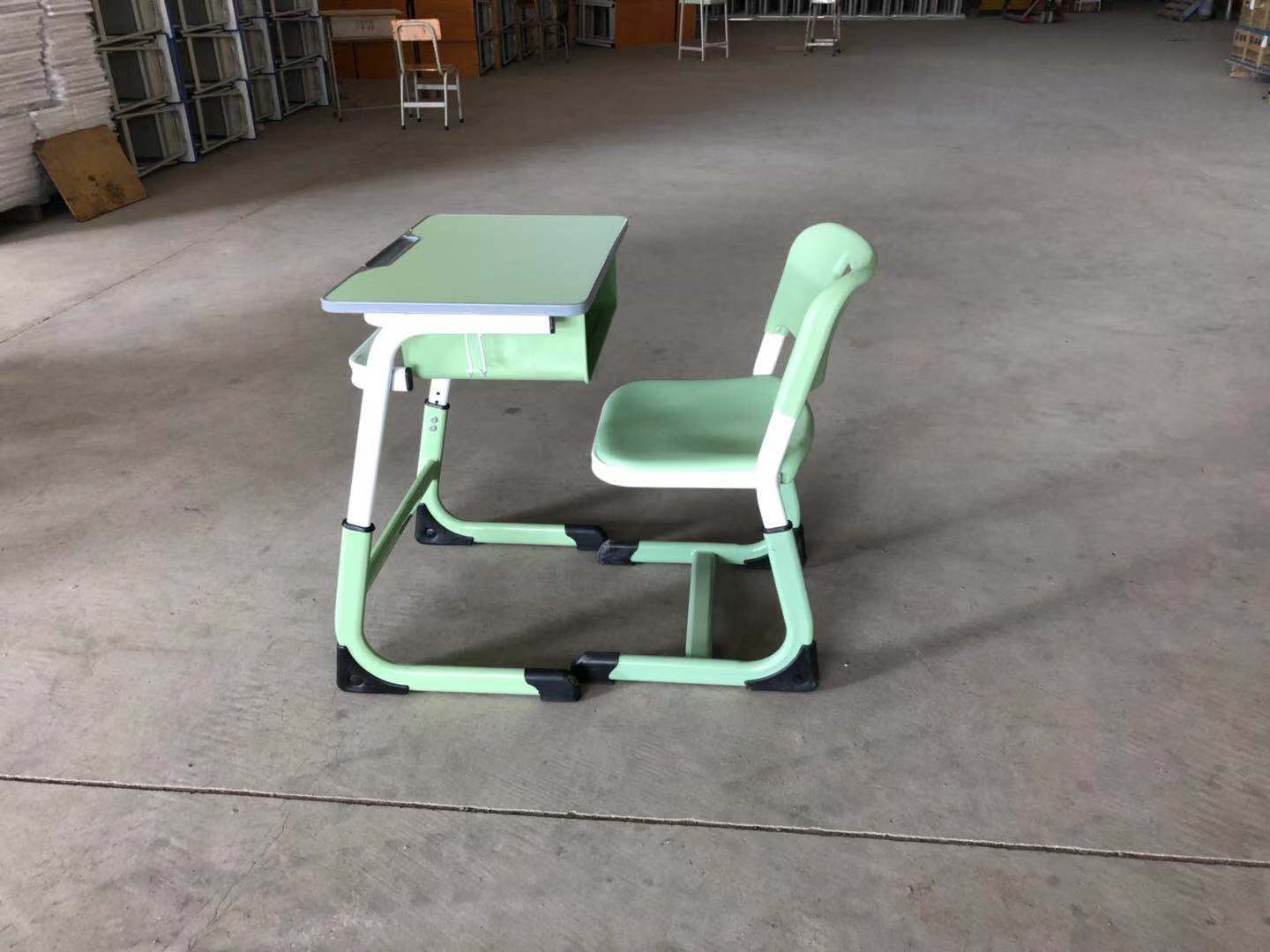 供應學生課桌椅學校桌椅報價 學生課桌椅 學習書桌學校桌椅 升降學生課桌椅 學習書桌廣東學生桌椅