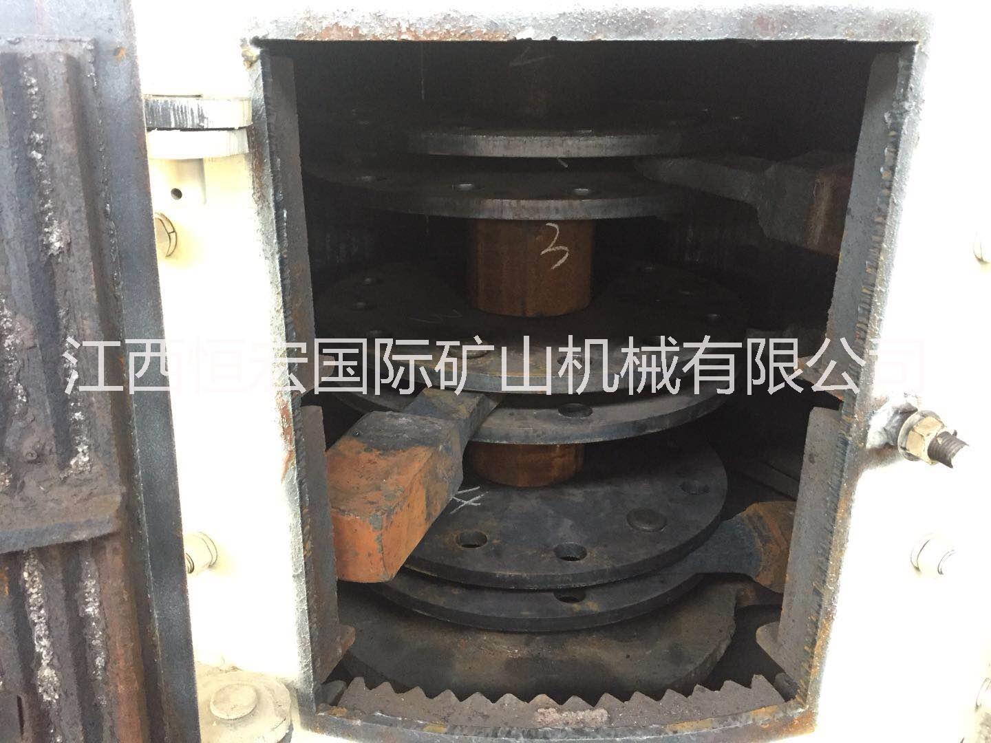 供應(yīng)石子制沙設(shè)備立式復(fù)合破廠家 時產(chǎn)50噸立式破碎機(jī)