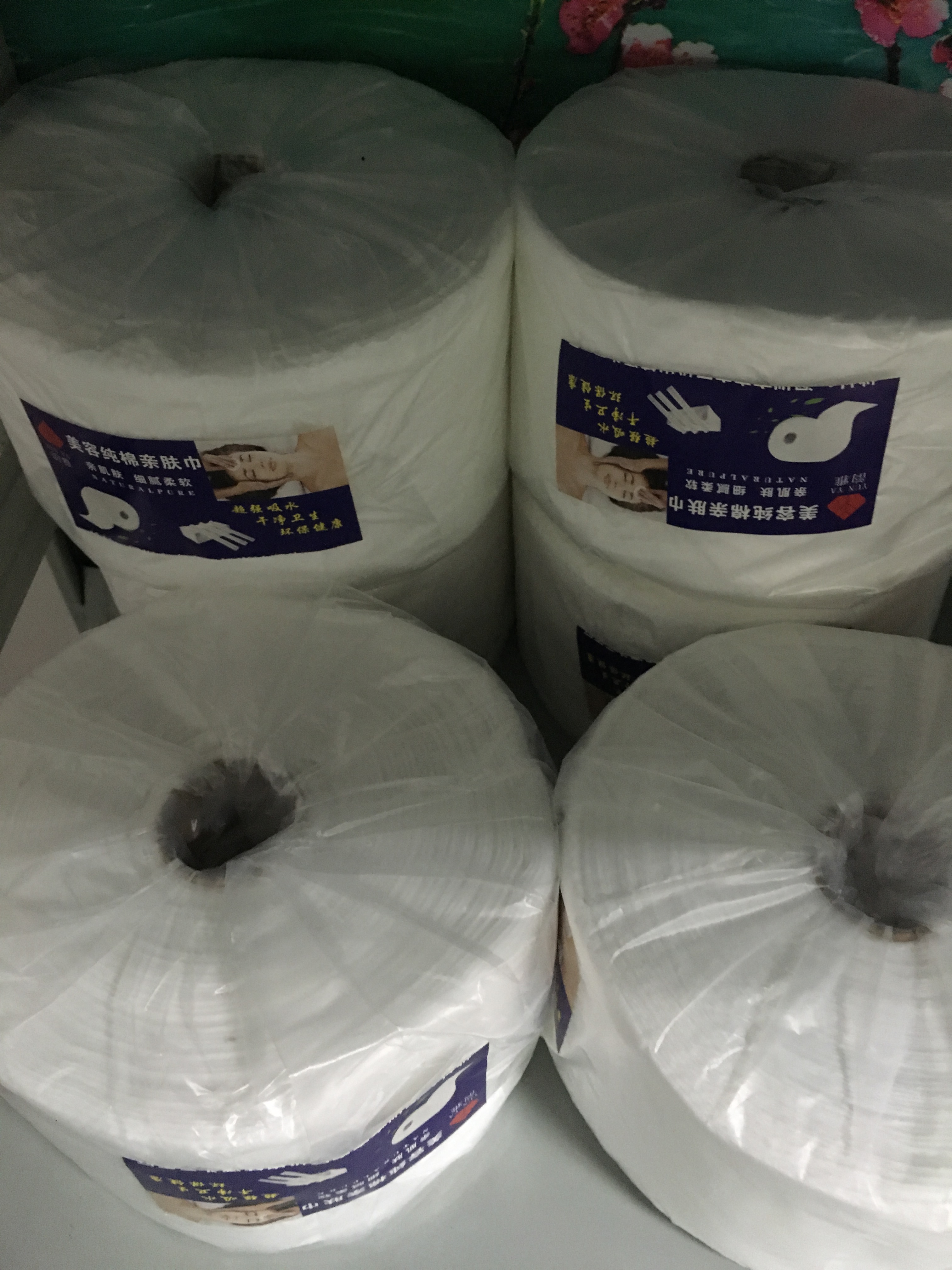 廠家全自動(dòng)SC-R型柔巾卷機(jī)一次性洗臉巾機(jī)卷筒柔巾卷無紡布用品