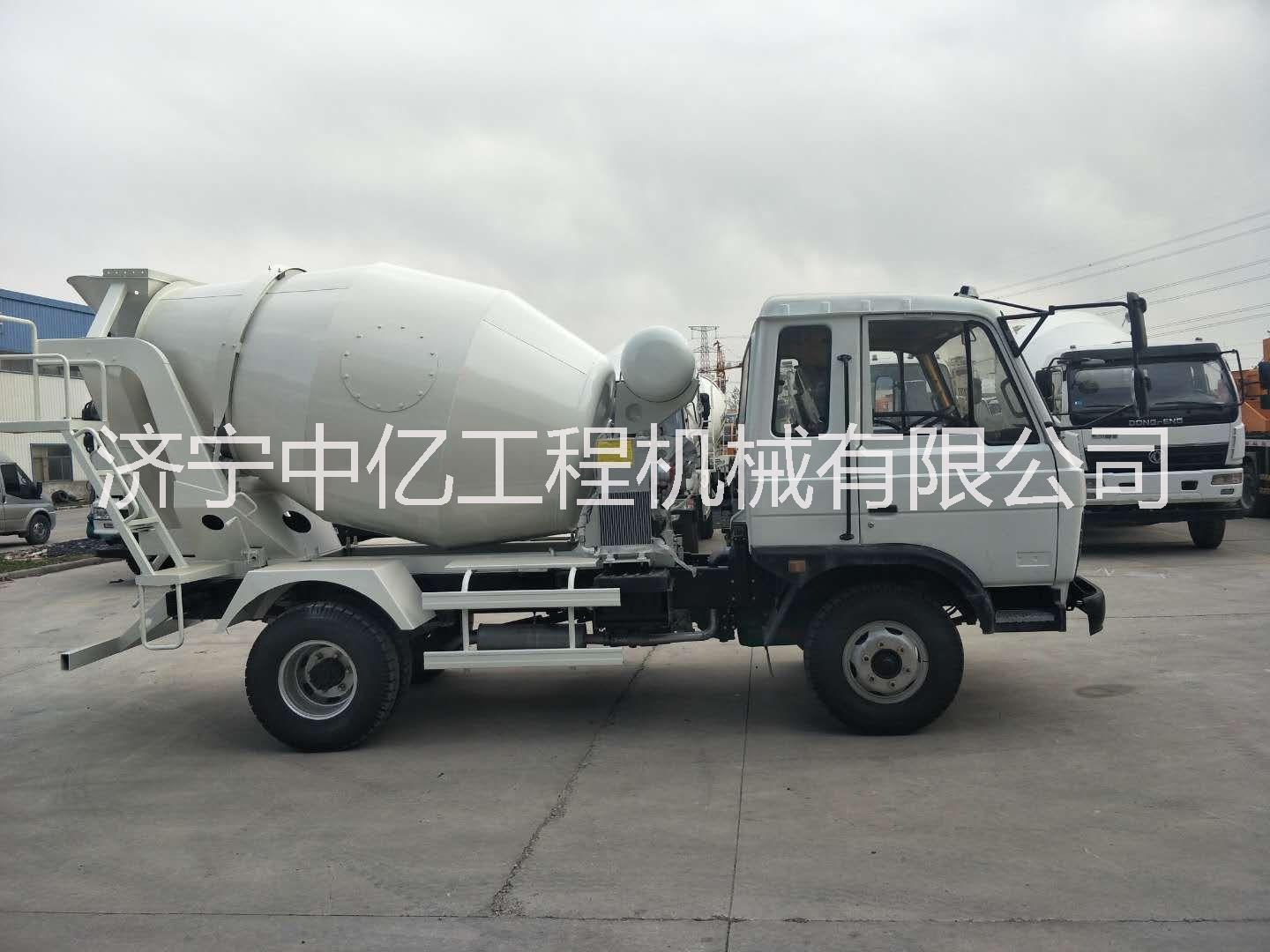 中億7方攪拌車現(xiàn)在開始出售