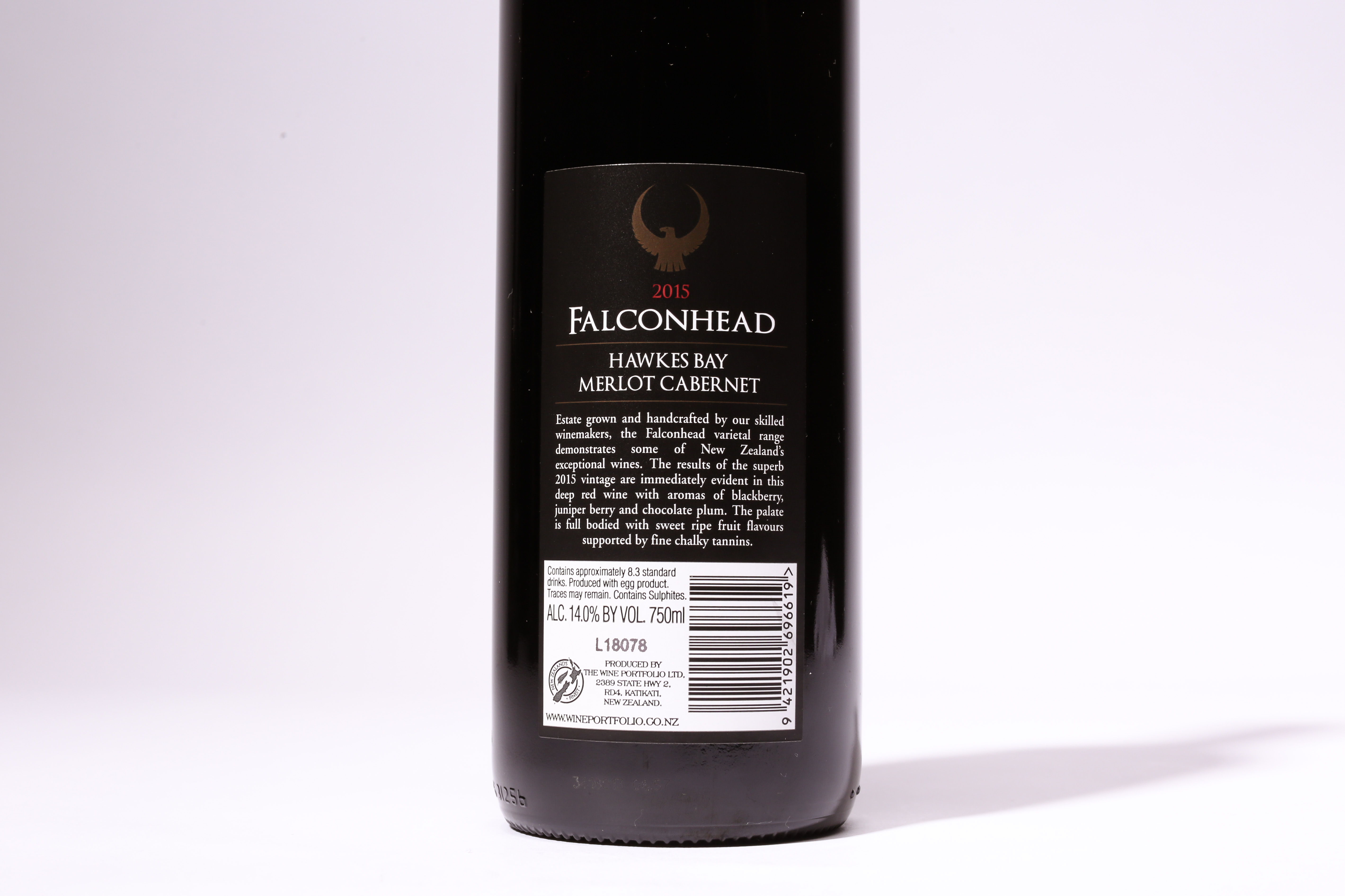 獵鷹霍克斯灣產(chǎn)區(qū)美樂(lè)卡伯納 2015 Falconhead Hawkes Bay Merlot cabernet
