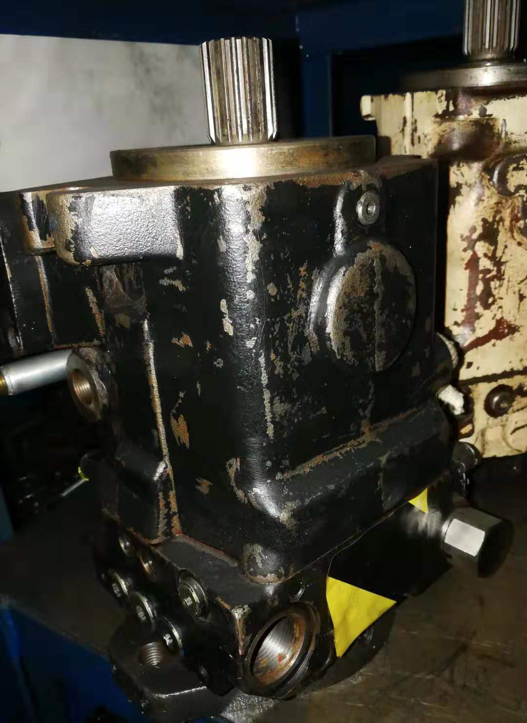 維修德瑪格攤鋪機(jī)液壓泵HC-IPFV125/8