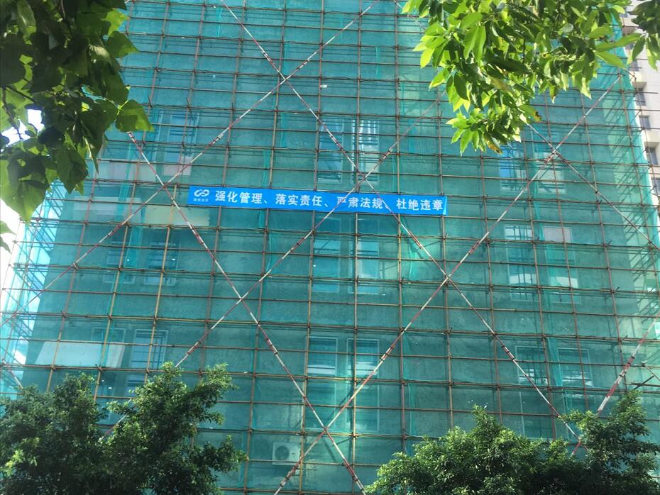 我們是專業(yè)承包 深圳吉祥鋼管架  搭建一條龍服務(wù)的  深圳吉祥鋼管架