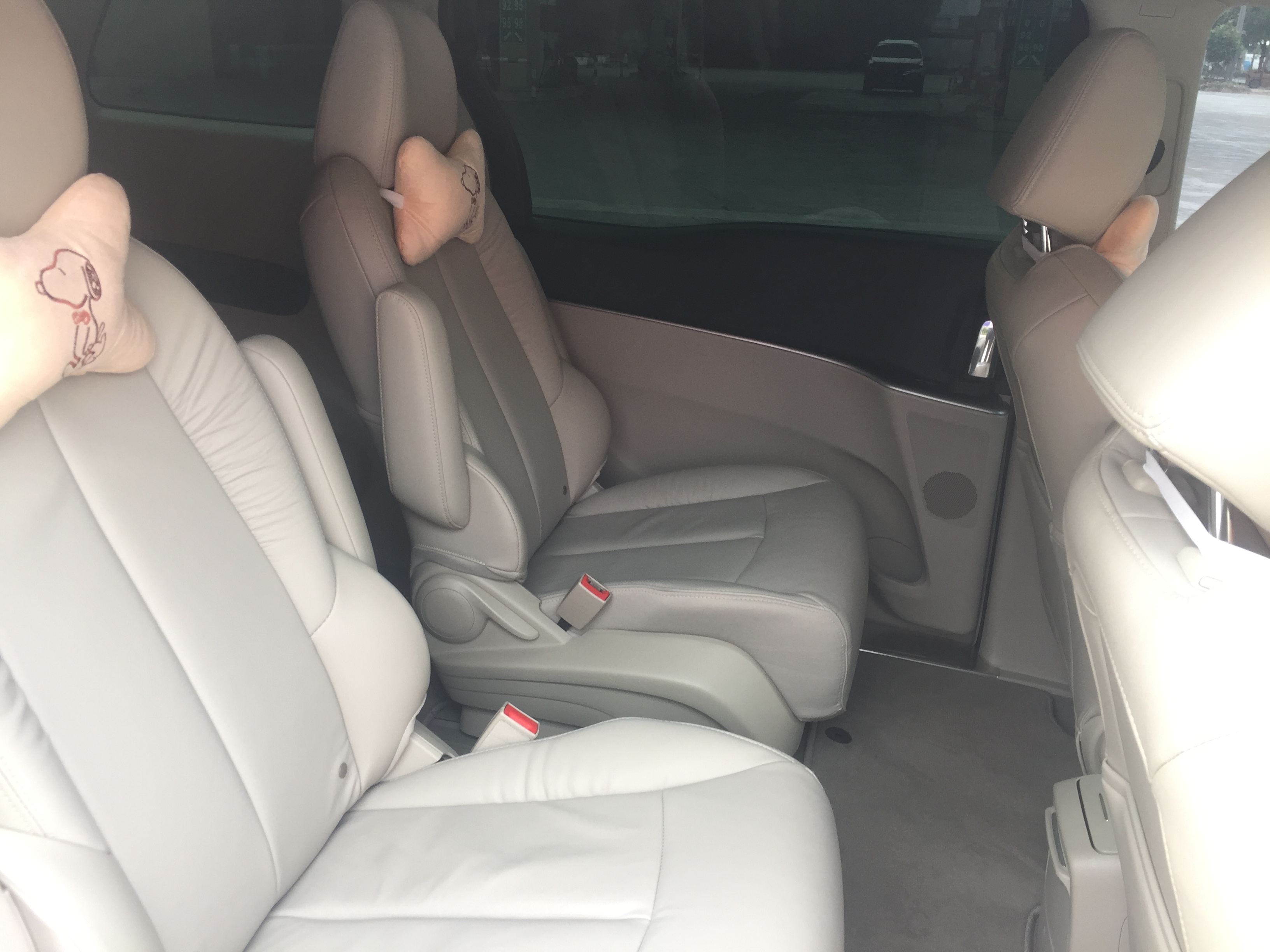 定制商務(wù)車出租  珠海商務(wù)車出租批發(fā)  斗門商務(wù)車出租哪家好  香洲商務(wù)車出租供應 金灣商務(wù)車出租電話