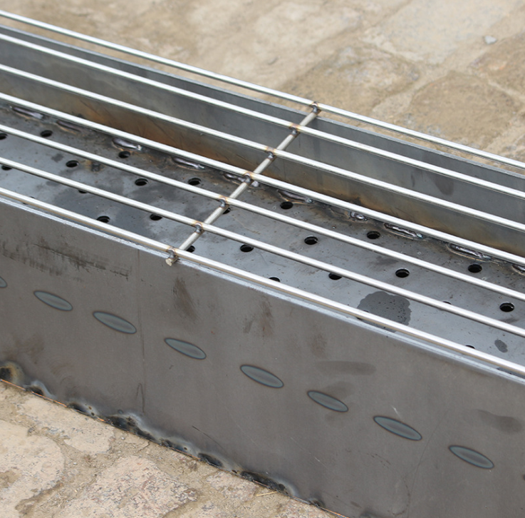 廠家批發(fā) 鋼板戶外燒烤爐 便攜式燒烤架 支持定制尺寸 燒烤用品