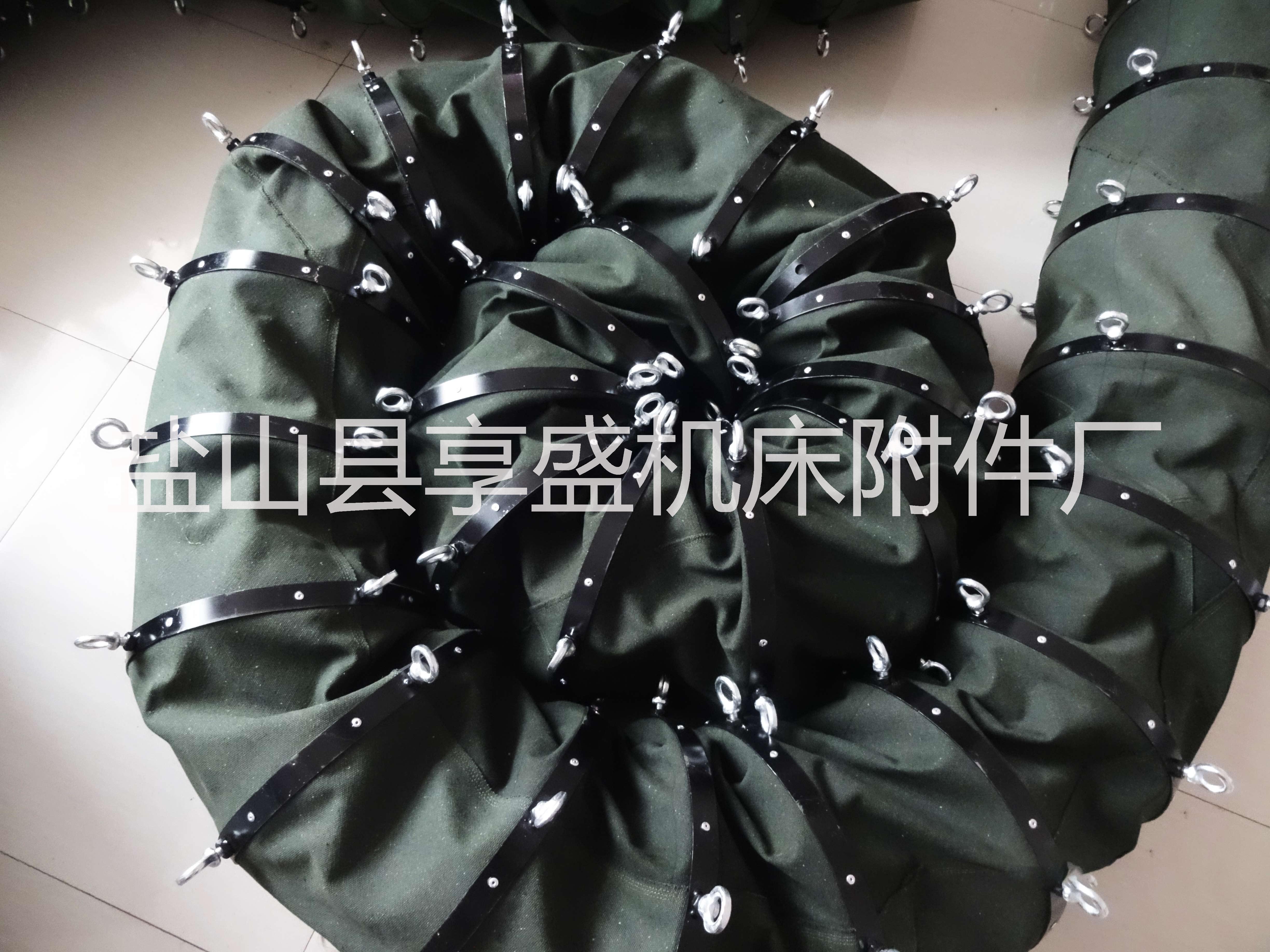 風(fēng)機(jī)耐高溫帆布軟連接通風(fēng)管方形圓防火伸縮硅膠布管道通風(fēng)軟連接 鋁箔軟連接
