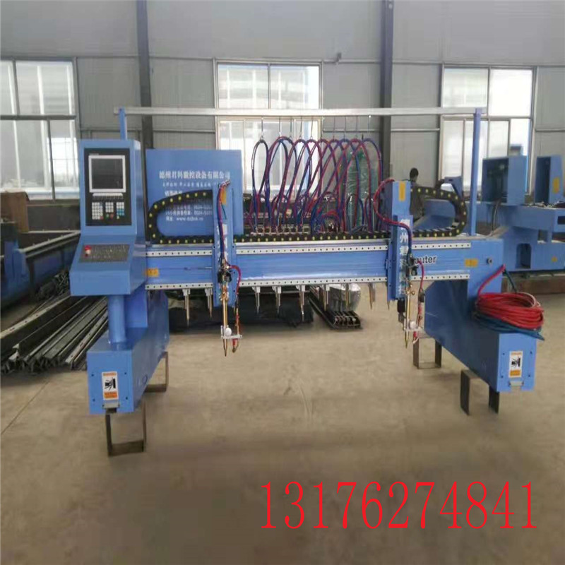 臺(tái)式數(shù)控等離子切割機(jī)