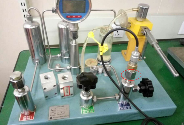 河南壓力表氧氣表兩用校驗器價格